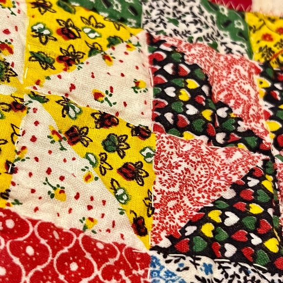 SOLD!!! Vintage patchwork quilt blanket doll or dollhouse 10”x12” - Picture 9 of 13